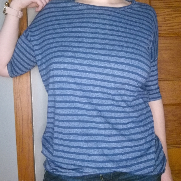 🐶"I Love the 90s" Geo Lularoe Irma - "XS" - Picture 3 of 3